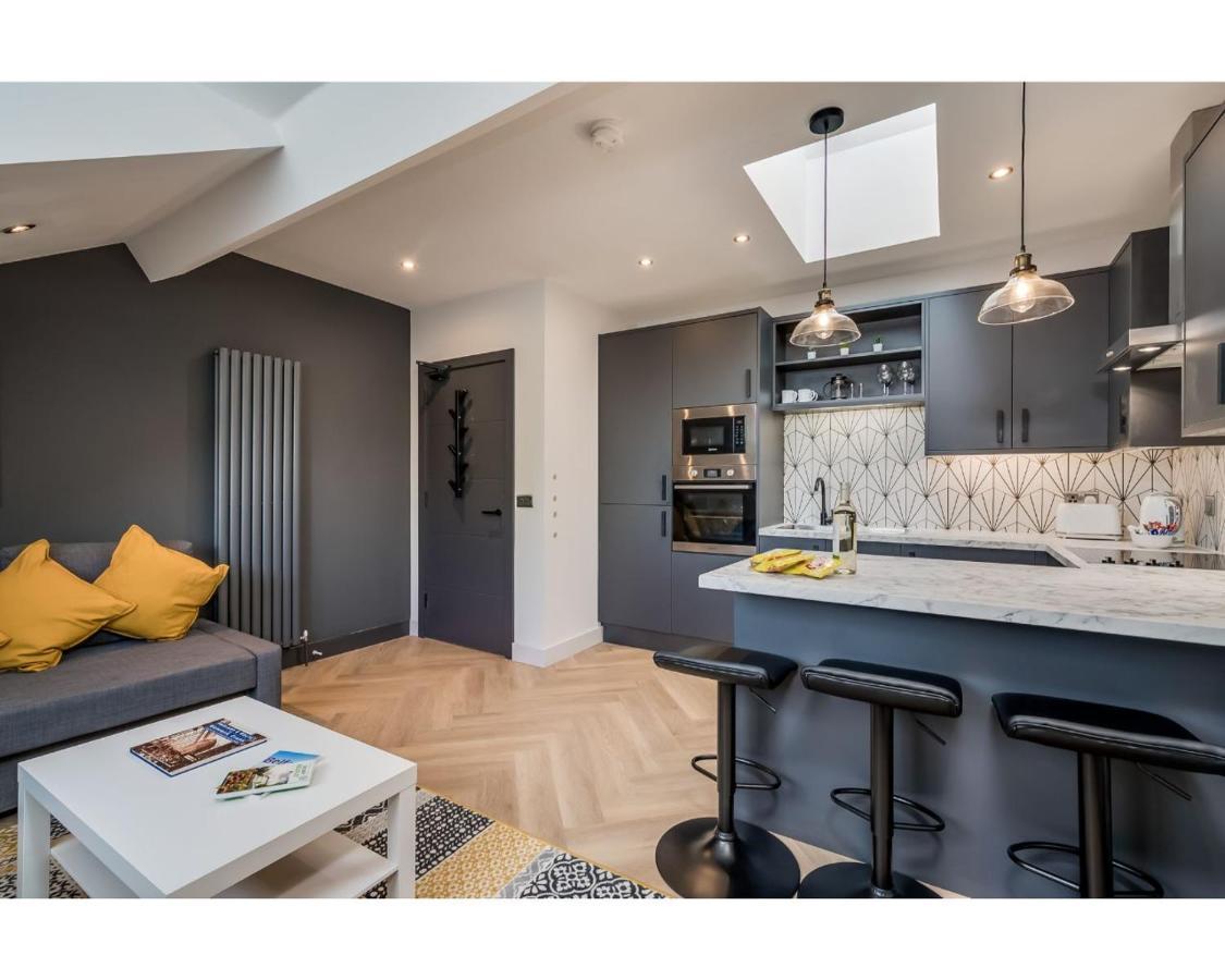 Central Belfast Apartments: University Street Экстерьер фото